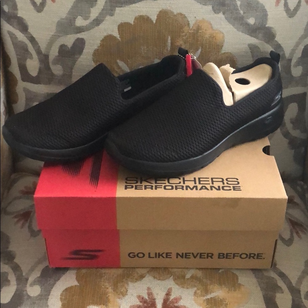 Ladies Sketchers Performance shoes